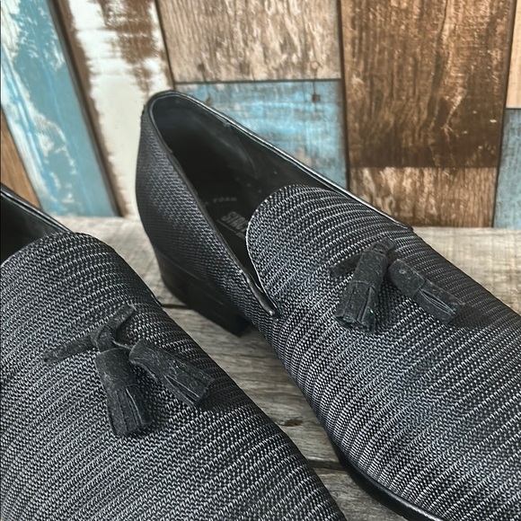 Stacy Adam’s 11.5 Black Textured Men's Loafers with tassels - Picture 2 of 16